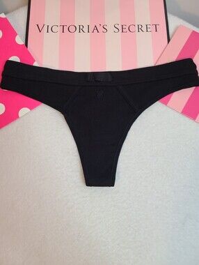 Victoria's Secret Soft Cotton Ribbed Logo Patch Thong Panty Size M